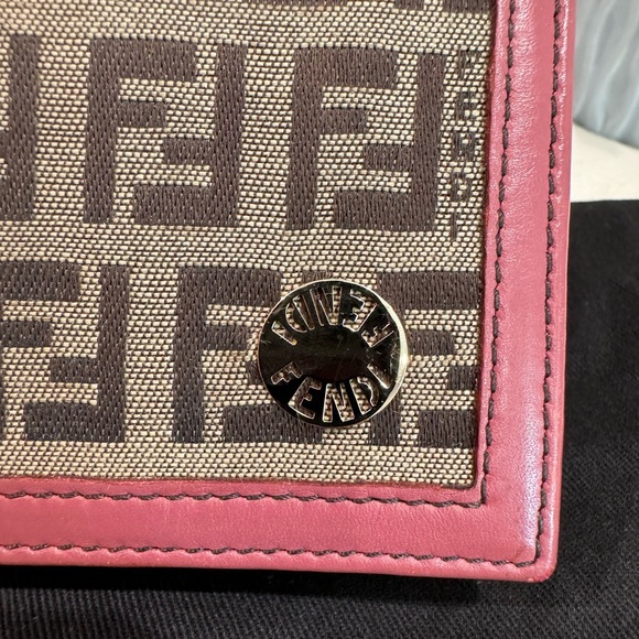 FENDI Zucchino Canvas Pink Leather Bifold Wallet with Fendi dust bag - Picture 13 of 16